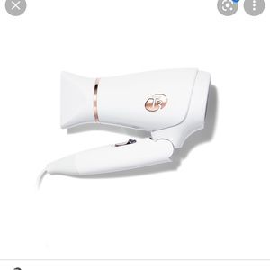 T3 blow dryer compact